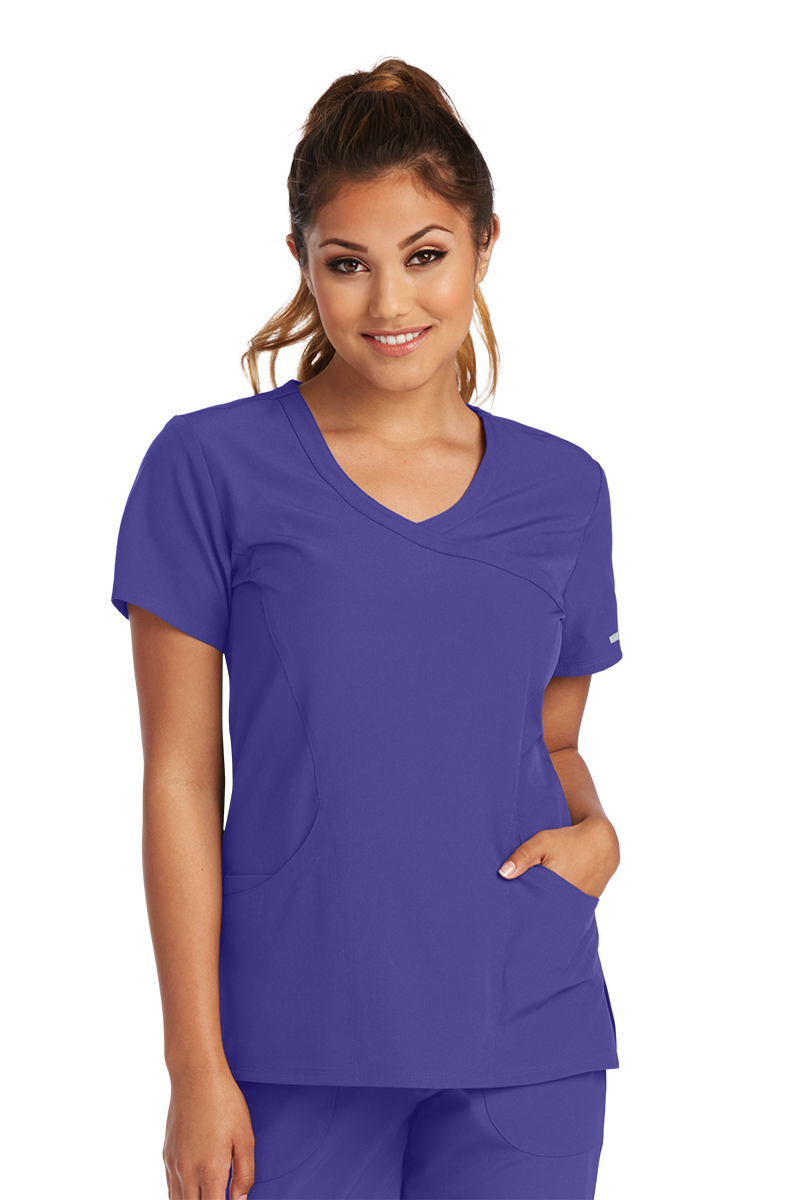 sketchers scrub top